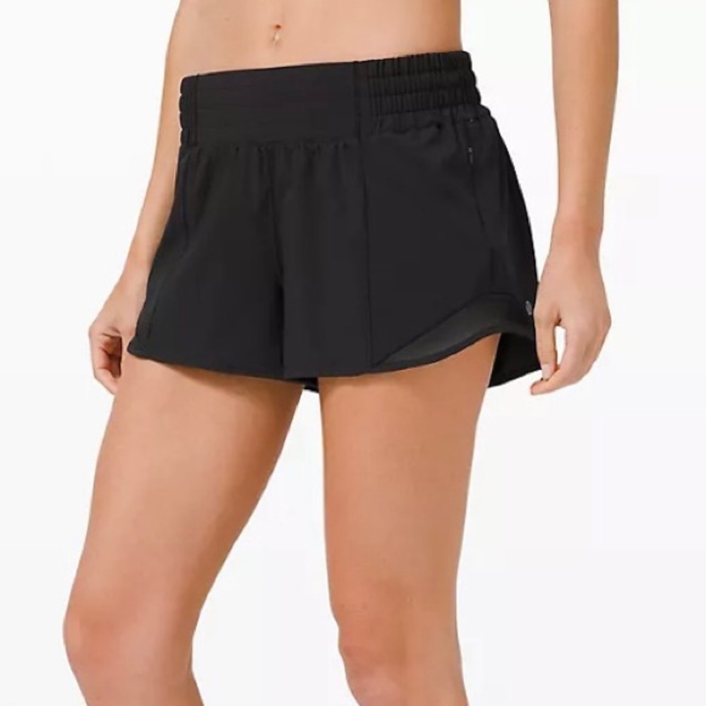Lululemon black hotty hot shorts size 4